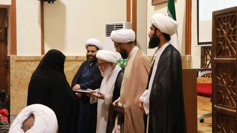 دیدار کادر مدارس با آیت الله شب زنده دار