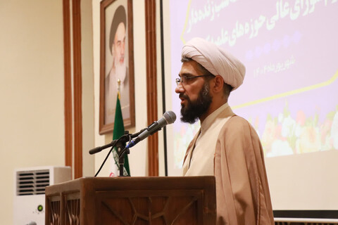 دیدار کادر مدارس با آیت الله شب زنده دار