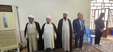 تصاویر/ مراسم آغاز سال تحصیلی و گرامیداشت هفته دفاع مقدس در مدرسه علمیه الزهرا(س) جیرفت