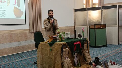 تصاویر/ مراسم گرامیداشت هفته دفاع مقدس در مدرسه علمیه حضرت زینب(س) کرمان