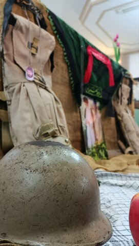 تصاویر/ مراسم گرامیداشت هفته دفاع مقدس در مدرسه علمیه حضرت زینب(س) کرمان