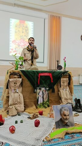 تصاویر/ مراسم گرامیداشت هفته دفاع مقدس در مدرسه علمیه حضرت زینب(س) کرمان