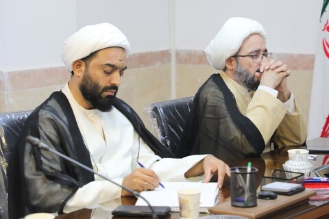 تصاویر/ نشست معاونان تبلیغ و تهذیب مدارس با حضور مدیر حوزه علمیه استان برگزار شد
