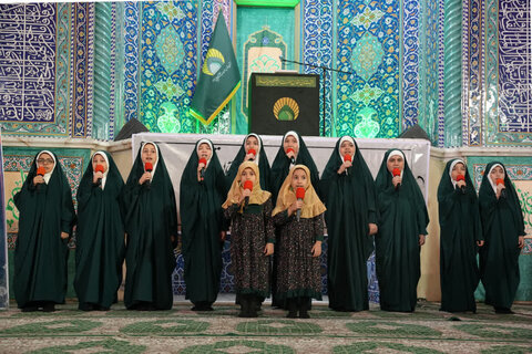 فیلم / مراسم آیین آغاز سال تحصیلی جدید حوزه علمیه خواهران استان تهران