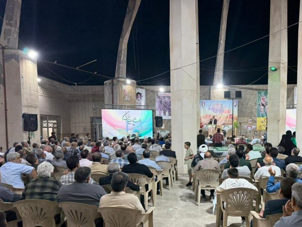 همایش پیشکسوتان دفاع مقدس و مقاومت در کاشان برگزار شد+عکس