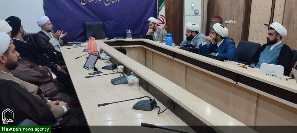 جلسه هم‌اندیشی فرایند اجرایی طرح استاد راهنمای پژوهشی در اهواز برگزار شد