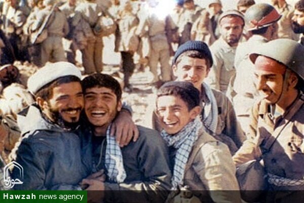 دفاع مقدس ثابت کرد دشمنان آرزوی تسلیم شدن مردم ایران را به گور میبرند دفاع مقدس ثابت کرد دشمنان آرزوی تسلیم شدن مردم ایران را به گور میبرند