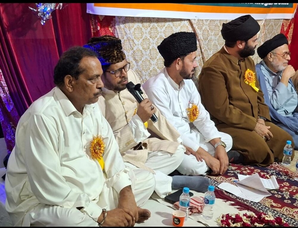 دہلی؛ انجمنِ دستہ عباسیہ (رجسٹرڈ) کے تحت جشنِ ولادتِ رسولِ اکرم کا شاندار انعقاد: رسولِ خدا نے اپنے اخلاقِ حسنہ اور کردارِ عظیم کے ذریعے دینِ اسلام کو عام کیا، مقررین