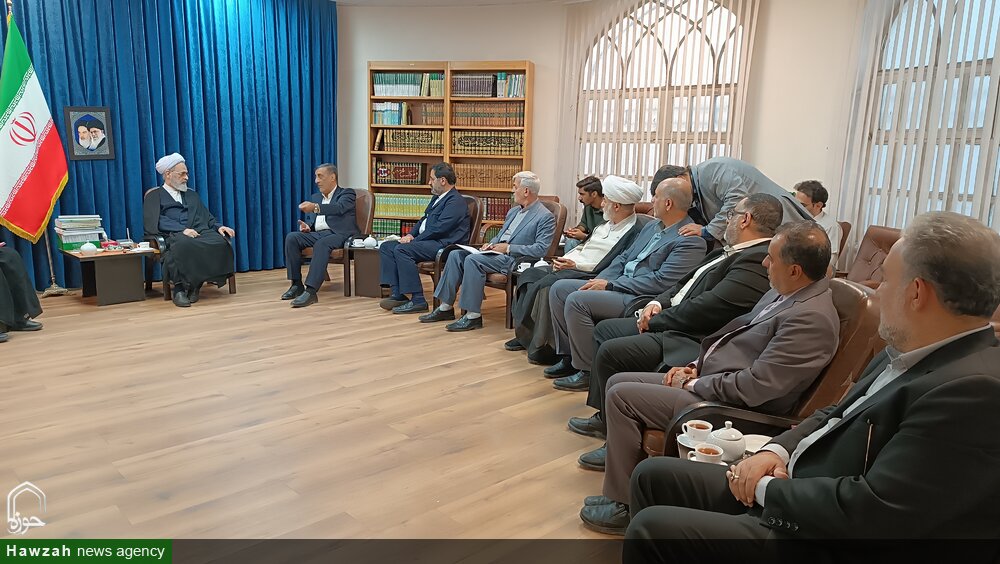 हौज़ा ए इल्मिया दुनिया भर में इस्लामी उलूम का प्रकाश फैला रहा है