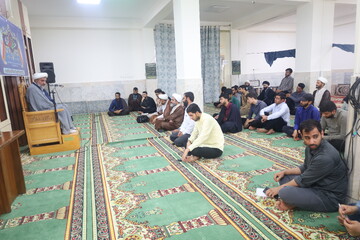 تصاویر/ برگزاری مراسم گرامیداشت هفته دفاع مقدس در مدرسه علمیه (ص)  بندرعباس