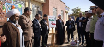 تصاویر/ مراسم نواختن زنگ مهر، ایثار و مقاومت در شهر ماهان