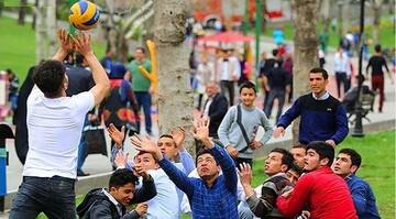 فرمول شادی | آیا دین واقعاً می‌تواند ما را شاد کند؟