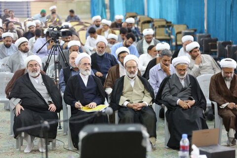 طلیعه سال تحصیلی جدید حوزه‌ علمیه میبد با حضور آیت‌الله اعرافی