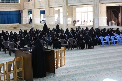 طلیعه سال تحصیلی جدید حوزه‌ علمیه میبد با حضور آیت‌الله اعرافی