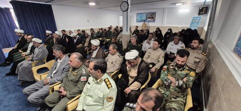 تصاویر / تجدید میثاق امام جمعه آبیک ومسئولین با شهدا