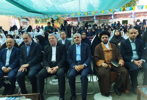 تصاویر/ اجرای پویش «سلام به آینده» با مشارکت مدرسه علمیه امام صادق(ع)