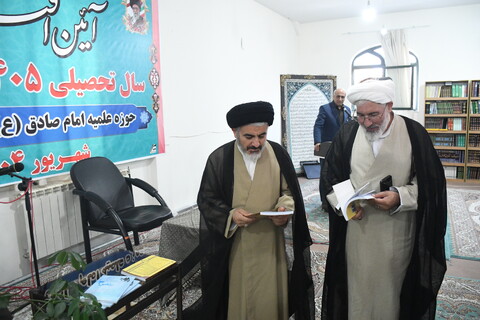 تصاویر/  آیین افتتاحیه سال‌تحصیلی جدید مدرسه علمیه امام صادق(ع) نقده