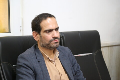 تصاویر/دیدار نماینده مجلس با مدیر حوزه علمیه خوزستان؛تأکید بر نقش حوزه در تعالی علمی و لزوم توجه مجلس به معیشت مردم