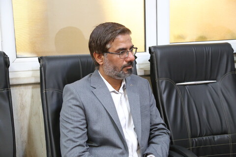 تصاویر/دیدار نماینده مجلس با مدیر حوزه علمیه خوزستان؛تأکید بر نقش حوزه در تعالی علمی و لزوم توجه مجلس به معیشت مردم