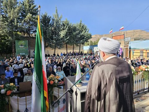 تصاویر/آیین نواختن زنگ مهر، مقاومت و نماز در کردستان