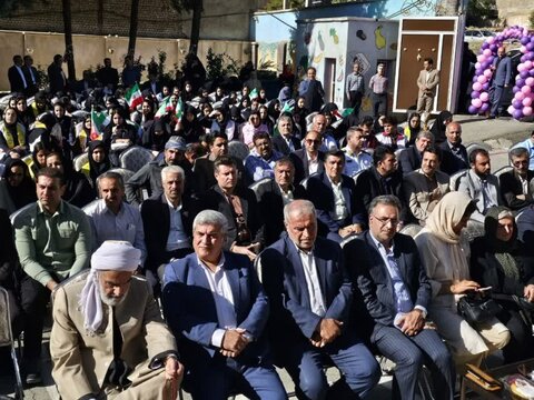 تصاویر/آیین نواختن زنگ مهر، مقاومت و نماز در کردستان