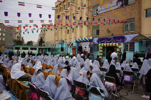 تصاویر/ حضور مدیر حوزه علمیه استان تهران در مراسم بازگشایی مدرسه دخترانه والعصر