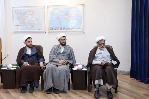 تصاویر/ دیدار سرپرست دانشگاه آزاد با آیت الله اعرافی