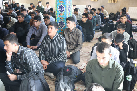 تصاویر/ آغاز سال تحصیلی با حضور نماینده ولی‌فقیه در چهارمحال و بختیاری