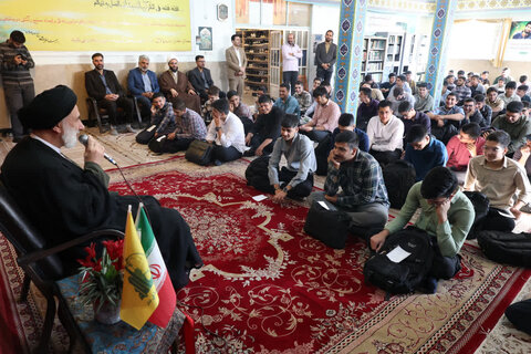 تصاویر/ آغاز سال تحصیلی با حضور نماینده ولی‌فقیه در چهارمحال و بختیاری