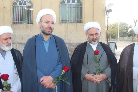 تصاویر / تجدید میثاق امام جمعه ،مدیر،معاونین ،واساتید حوزه علمیه استان قزوین با شهدا