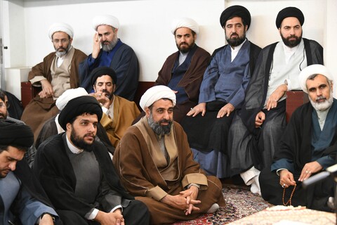 تصاویر|دیدار مداحان و مبلغان هیات مذهبی استان اصفهان با امام جمعه