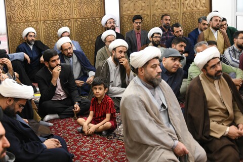 تصاویر|دیدار مداحان و مبلغان هیات مذهبی استان اصفهان با امام جمعه