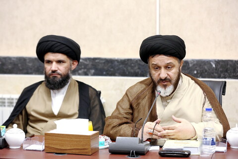 تصاویر/ رونمایی از کتاب آیات و الاحکام جهاد و دفاع در اسلام