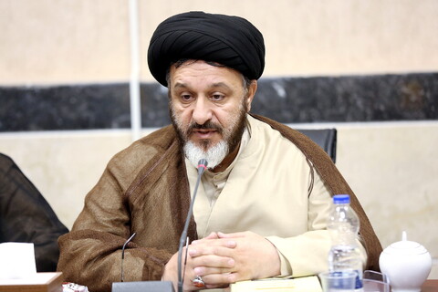 تصاویر/ رونمایی از کتاب آیات و الاحکام جهاد و دفاع در اسلام