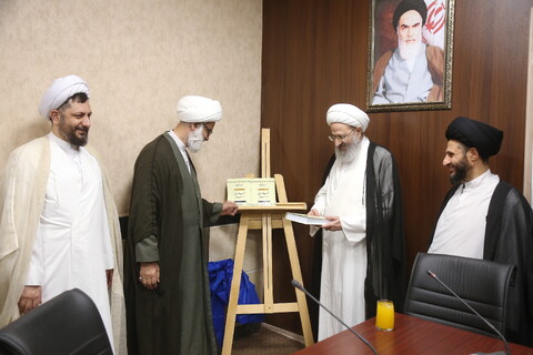 تصاویر/ رونمایی از کتاب آیات و الاحکام جهاد و دفاع در اسلام