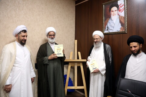 تصاویر/ رونمایی از کتاب آیات و الاحکام جهاد و دفاع در اسلام