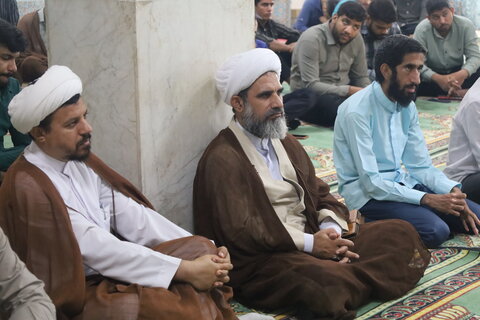 تصاویر/ برگزاری مراسم گرامیداشت هفته دفاع مقدس در مدرسه علمیه (ص)  بندرعباس