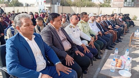 تصاویر/ مراسم نواختن زنگ مهر، ایثار و مقاومت در شهر ماهان