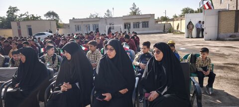 تصاویر/ مراسم نواختن زنگ مهر، ایثار و مقاومت در شهر ماهان