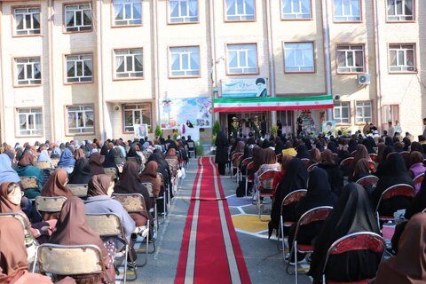 تصاویر/ مراسم آغاز سال جدید تحصیلی 1404_1405 و‌ نواختن زنگ مهر و مقاومت در خوی