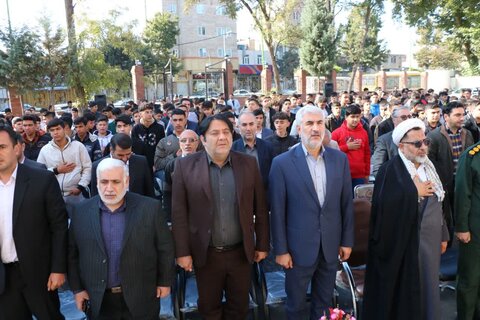 تصاویر/ مراسم آغاز سال جدید تحصیلی 1404_1405 و‌ نواختن زنگ مهر و مقاومت در خوی