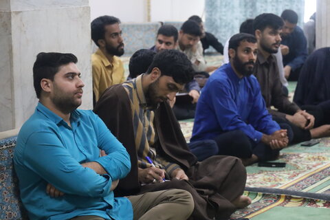 تصاویر/ درس اخلاق طلاب مدرسه علمیه النبی (ص) بندرعباس