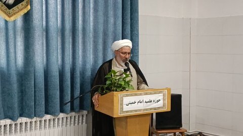 تصاویر/  مراسم افتتاحیه سال تحصیلی جدید مدرسه  علمیه امام خمینی (ره)خوی