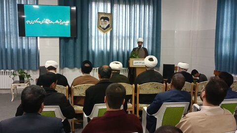 تصاویر/  مراسم افتتاحیه سال تحصیلی جدید مدرسه  علمیه امام خمینی (ره)خوی