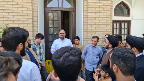 تصاویر/ اردوی زیارتی طلاب مدرسه علمیه امام خامنه ای ارومیه به مشهد مقدس