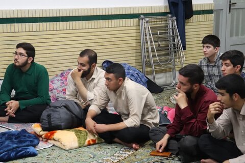 تصاویر/ اردوی زیارتی طلاب مدرسه علمیه امام خامنه ای ارومیه به مشهد مقدس