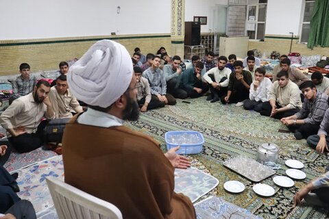 تصاویر/ اردوی زیارتی طلاب مدرسه علمیه امام خامنه ای ارومیه به مشهد مقدس