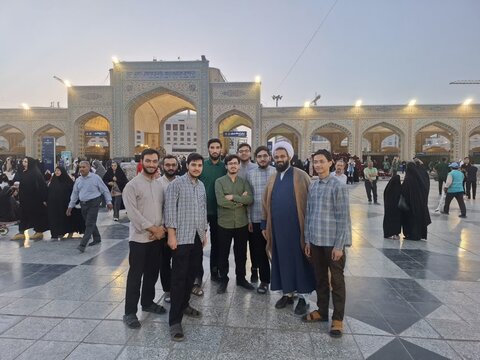 تصاویر/ اردوی زیارتی طلاب مدرسه علمیه امام خامنه ای ارومیه به مشهد مقدس