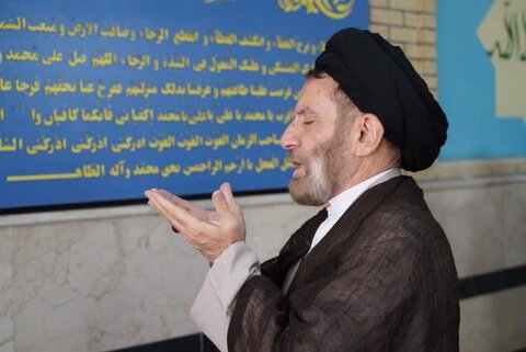 تصاویر نواختن زنگ نماز در دبیرستان دخترانه معارف اسلامی شهید مطهری خرم آباد