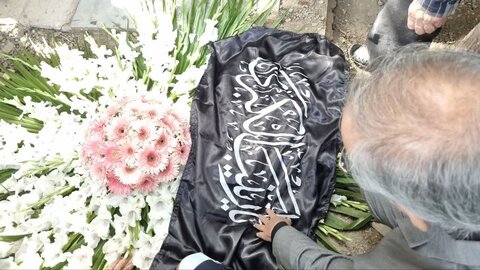 تصاویر / مراسم تشییع بانوی خبرنگار